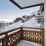 Apt, In And Out Access With Alpine Balcony - Roche Blanche Apartment *